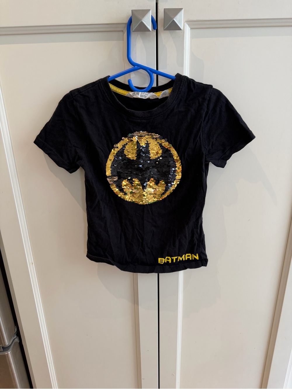H&M 3-4tBatman Kids' Black Sequin Logo Tee